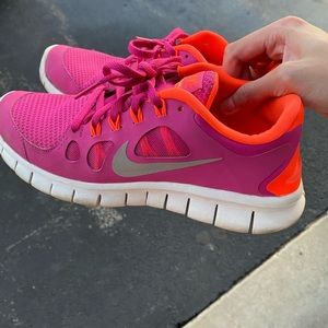 Nike 6.5 Youth but would fit womens 7.5